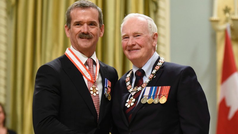 Chris Hadfield tweet media