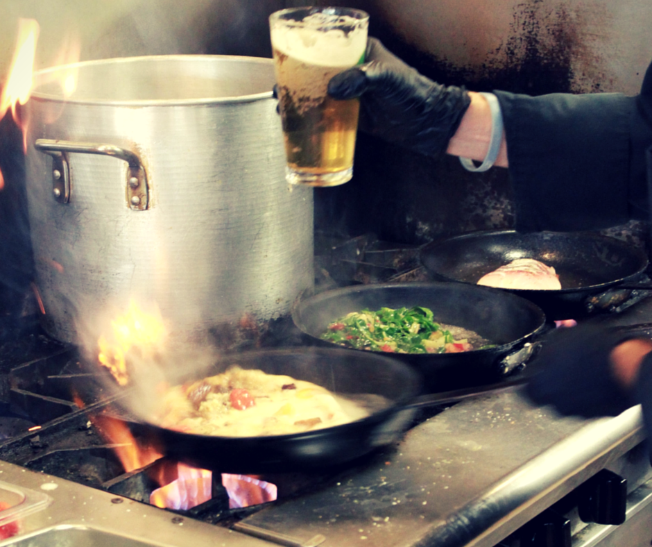 904restaurant's tweet photo. Come on over to 904 Restaurant and see what we're whipping up for dinner! See you soon.
#904restaurant #dinner https://t.co/d31vogX5rf