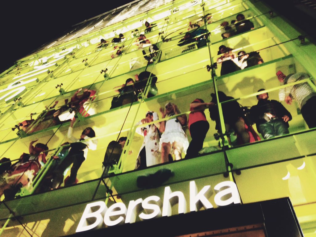 𝙳𝚎𝚊𝚍 𝚃𝚒𝚗𝚔𝚎𝚛𝚋𝚎𝚕𝚕 on X: そういえばこの間のハロウィン、渋谷はパンチラ祭だった事を記しておかねばなるまい。  非常にスタイリッシュ。 t.coNvE595p3YB  X