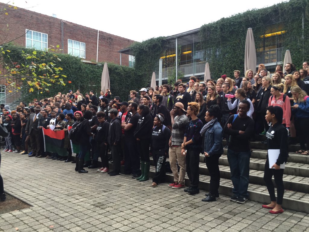 TUFitts's tweet image. Great turn out at Pocket Park! #CallForUnity