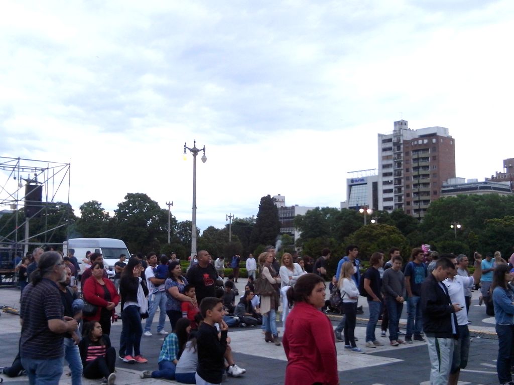 #HeroesDelWhisky en el Escenario de #VamosLasBandas en la #FinalRock #PlazaMoreno