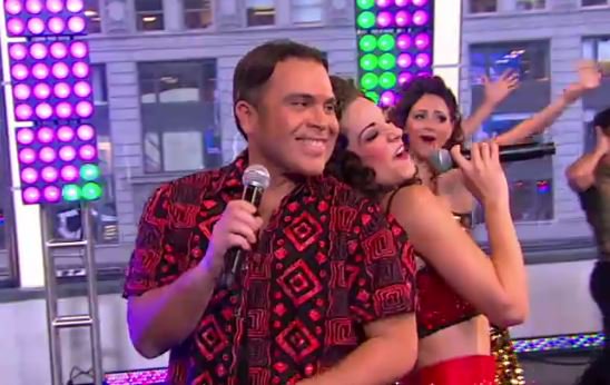 goo.gl/55uf0O
Eliseo Roman and cast of 'On Your Feet!' on GoodMorningAmerca