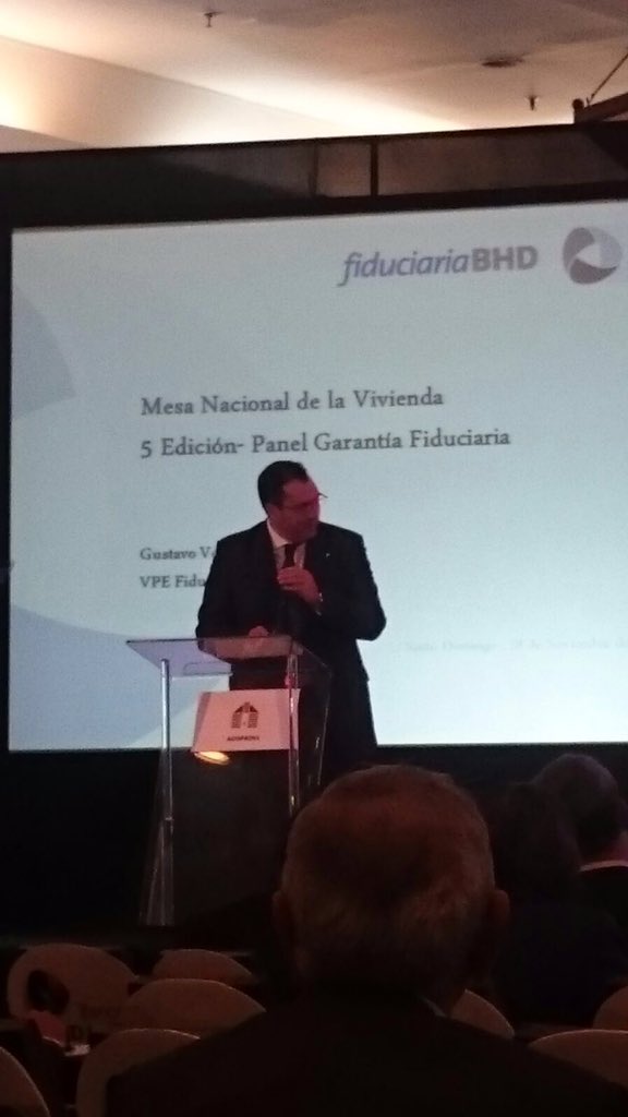 FiduciariaBHD's tweet photo. Proponiendo soluciones.Si aún no hay títulos definitivos, como abonar al crédito interino? Nuestra propues@acoprovi https://t.co/VgcGswrrkm