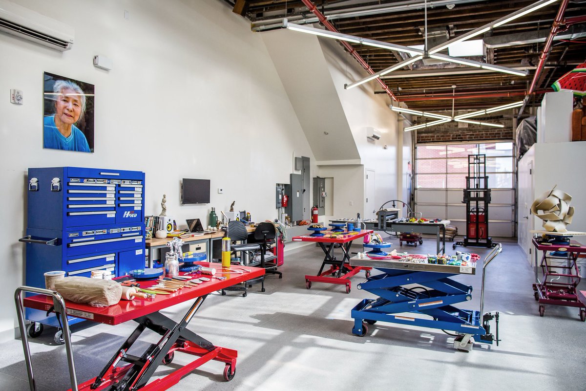 marveldesigns_'s tweet photo. The ceramist John Mosler and family built a dream art lab with Jonathan Marvel. https://t.co/eTwij8DM5X via @nytimes https://t.co/DmpX9KYNcI