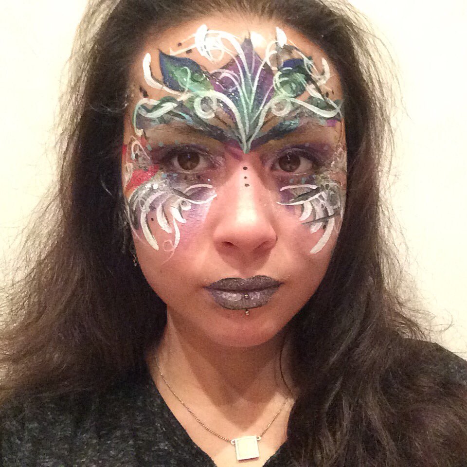 #facepaint #paint #mua #makeup #fun #testing #diamondfx #glitter #mask