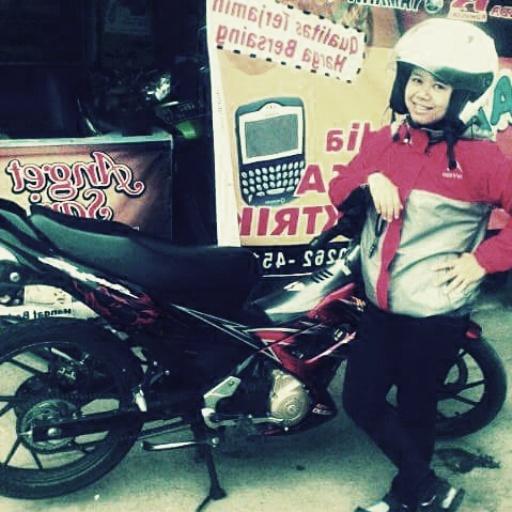 KekeyFirdsus's tweet photo. Ngojeg dulu https://t.co/liUJhK8Xto