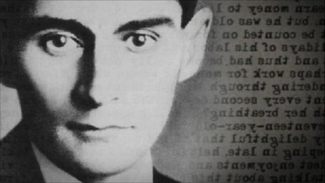 Kitapcumlelerii's tweet photo. Huzur mu istiyorsun? Az insan, az eşya.

Franz Kafka https://t.co/oLs1DLIkIW