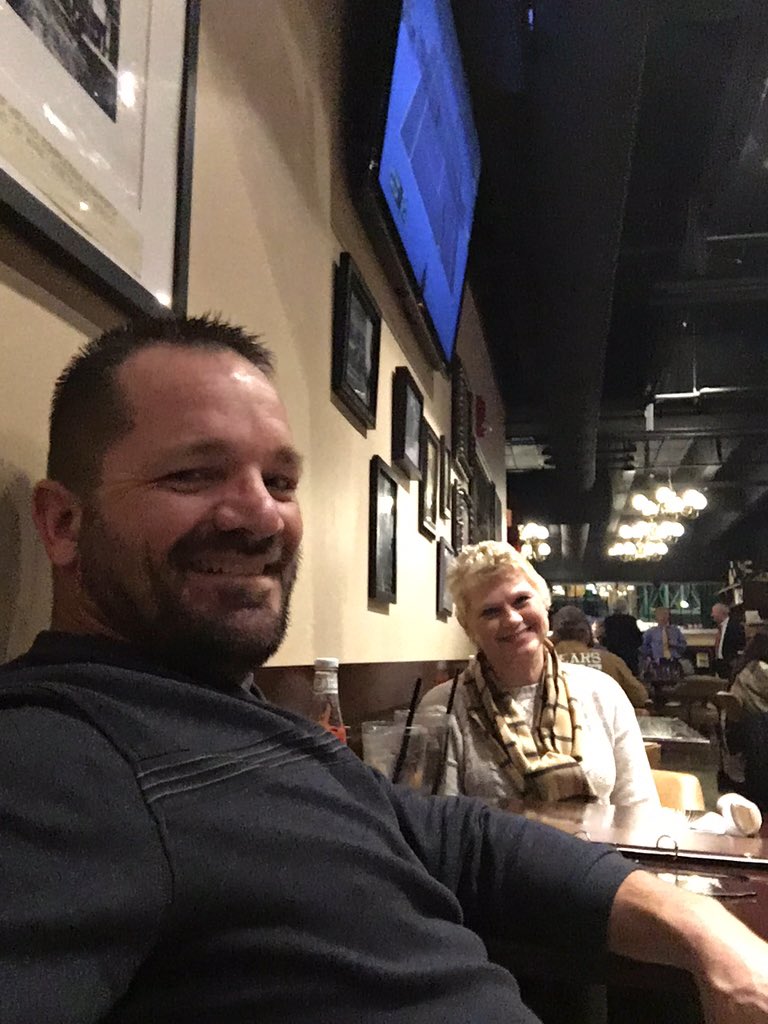 GunnyTemple's tweet photo. Dinner and bourbon before the show with @MrsT169 https://t.co/0mbjke6A8N