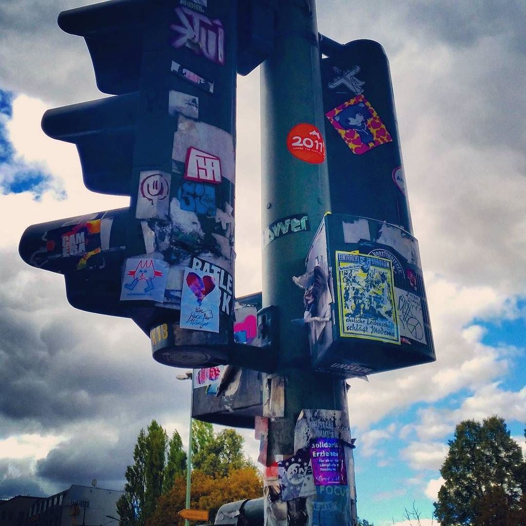 StArtEverywhere's tweet image. #joinyjoy #joiny #Berlin #warschauerstrasse #berlinstreetart #streetartofficial #Streetart #urbanart #streetartberl…