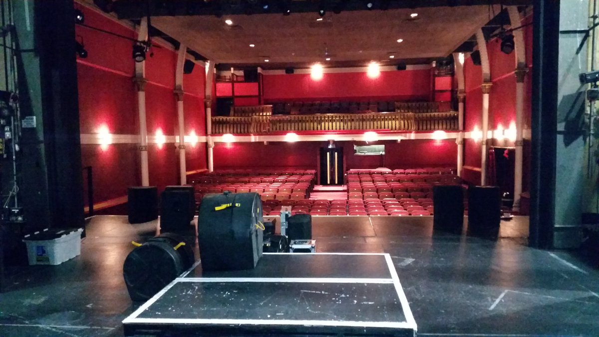 ScottOttaway's tweet photo. Maidstone #thesearchers #istanbulmehmet #pellwood #porter&davis #carreradrums @codedrumheads #hardcasecases https://t.co/EN6jdbPrH6