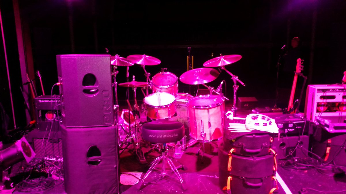 ScottOttaway's tweet photo. Maidstone #thesearchers #istanbulmehmet #pellwood #porter&davis #carreradrums @codedrumheads #hardcasecases https://t.co/EN6jdbPrH6
