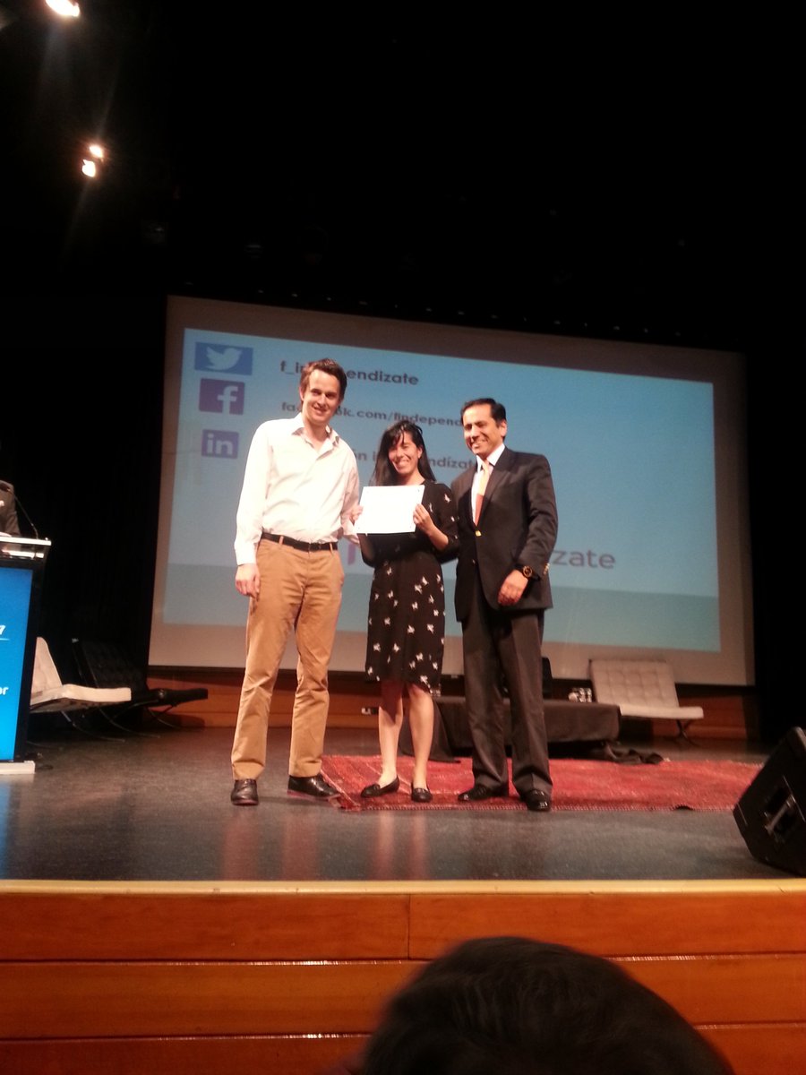 LAFproduccion's tweet photo. Felices en la graduación de @f_independizate que nos asesoró en @LAFvideos! Gracias a Susana Sierra, Cami y Sol :) https://t.co/3Meibmhh56