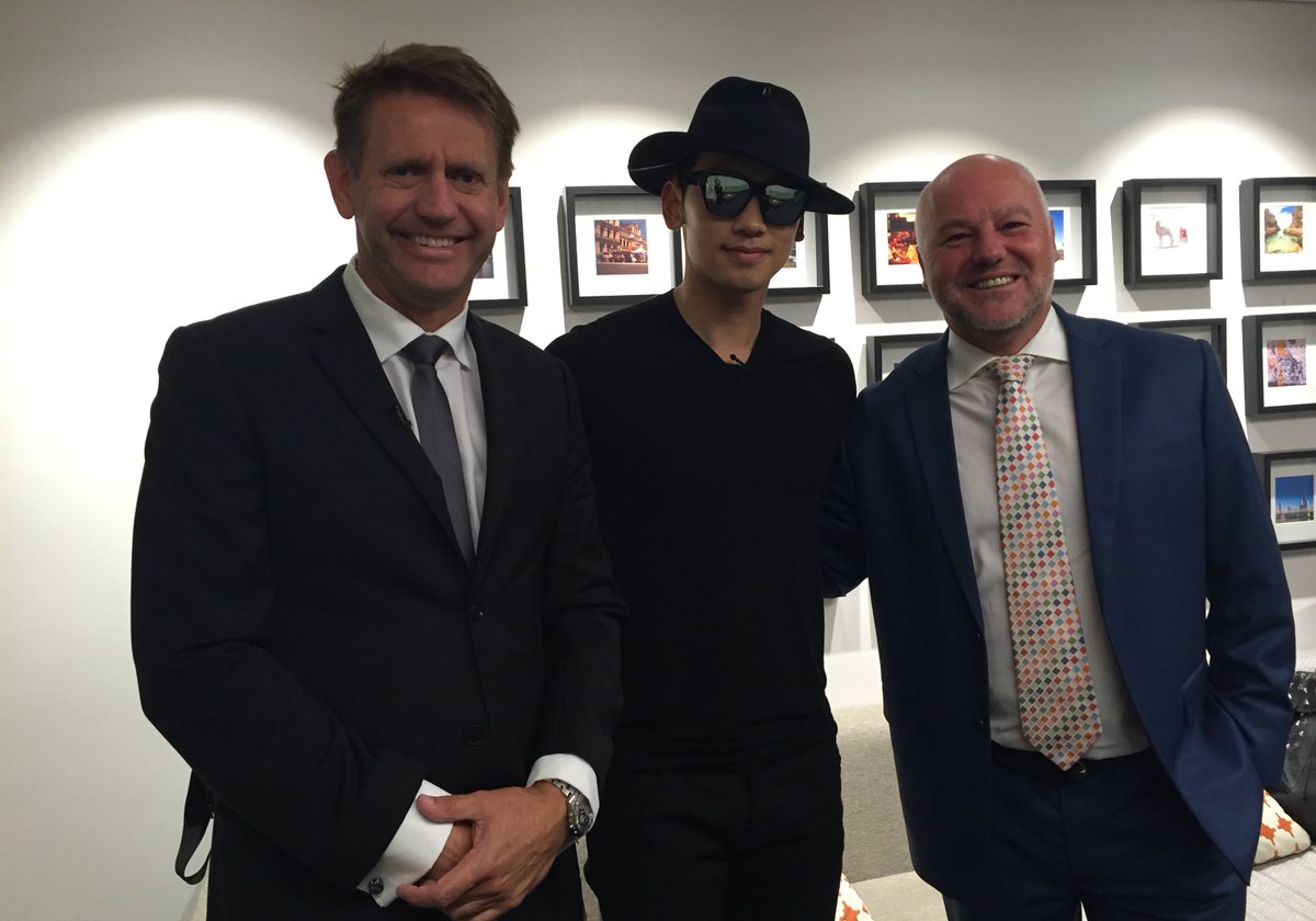 SheyBi_MinHoz's tweet photo. "@BobEast_MG: Welcoming #Rain, the 'King of K-Pop' to @Queensland #kpop #Qpop @teqld https://t.co/RYCxmtBZPP"😍@29rain #JungJiHoon #BiOppa💖
