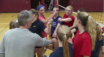 AndyYoungTV's tweet photo. Caught up w/ @VballEden. 17 straight trips to states, going for 7th straight title! Story Thurs. on @TWCNewsBuffalo https://t.co/VFxmOeMCRF
