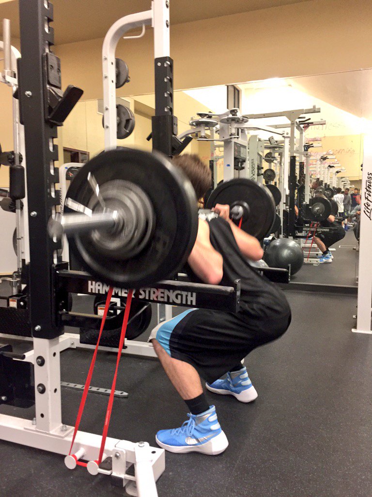 vchsperformance's tweet image. New training module for our basketball team. #triphasic #trainsmart #glory2one