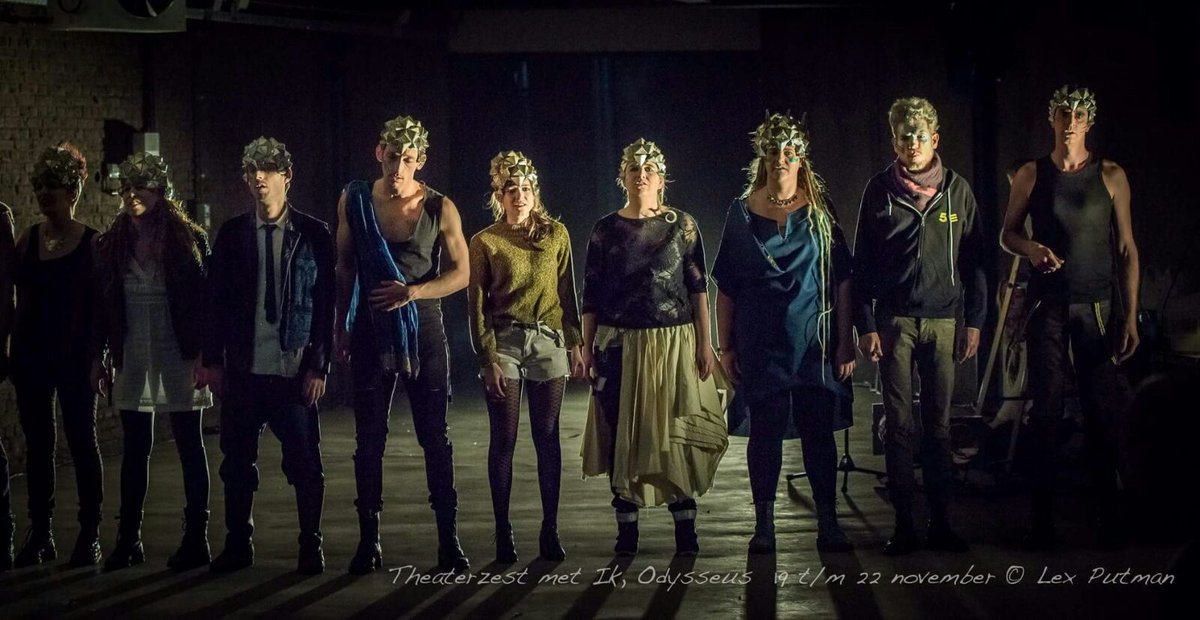 TheaterZEST's tweet photo. #LexPutman kwam bij onze generale kijken ofie alvast wat plaatjes kon schieten. Nou deze bv... #première do 19-11-15 https://t.co/IgytrMOAS5