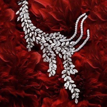 GleemCo's tweet photo. Know the lingo - are those earrings antique or vintage? https://t.co/VAeH1ouE4D #consignmentjewelry https://t.co/E40heTB8v0