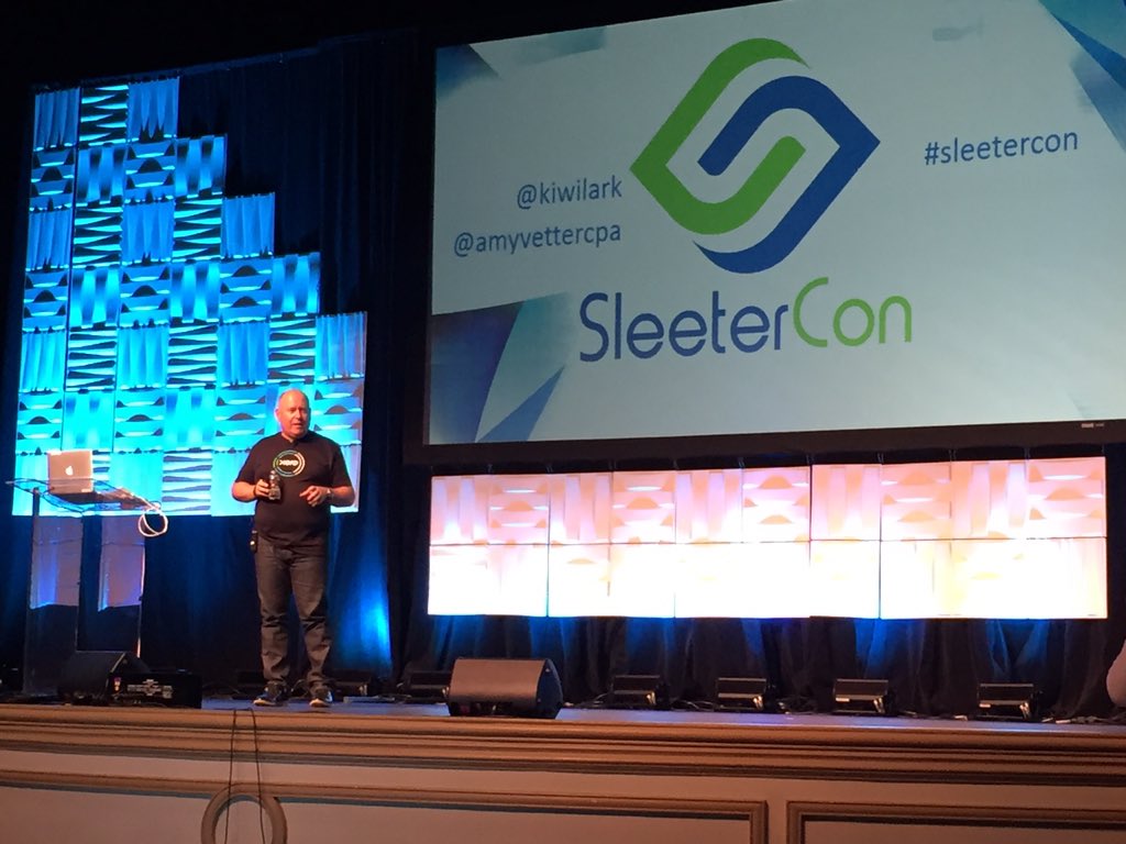 Xero's tweet image. Change or die? We choose death over change. How can you drive change? #SleeterCon @kiwilark