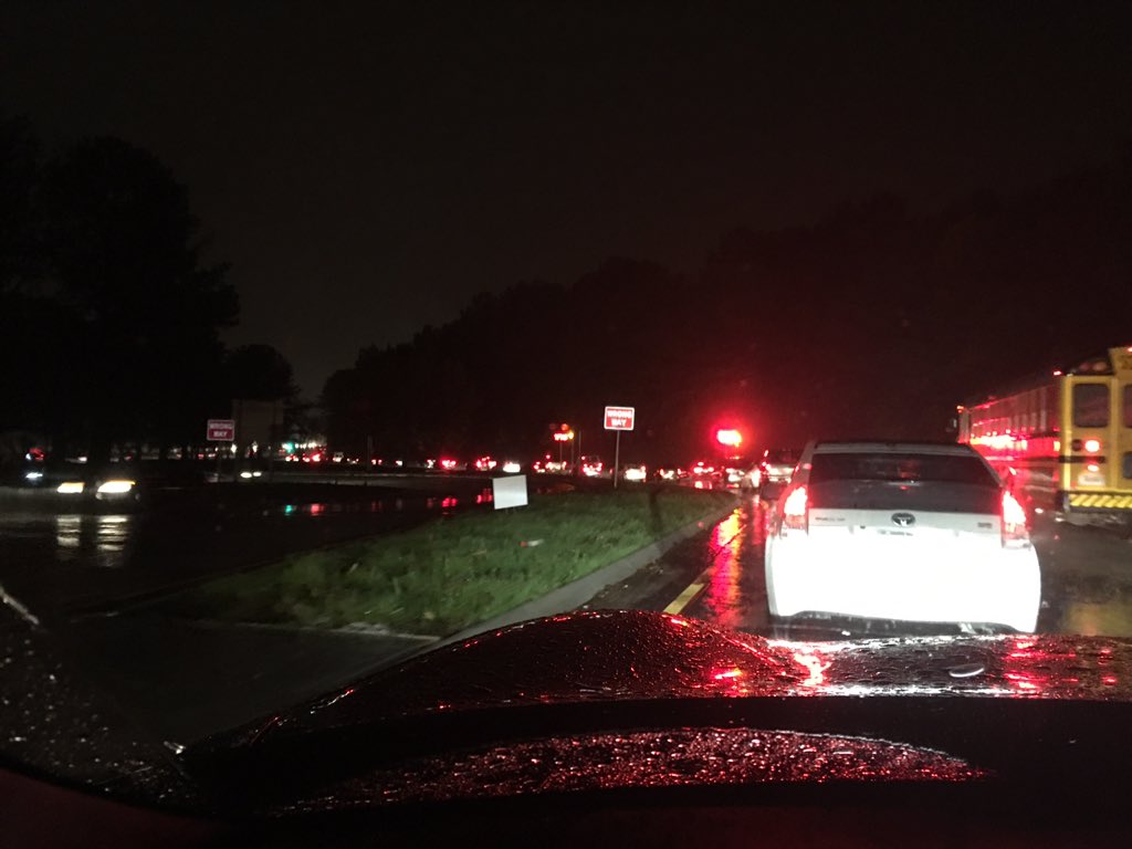 bhaynes9's tweet image. Driving in the rain in Atlanta. Is there anything more fun? #MyProblems