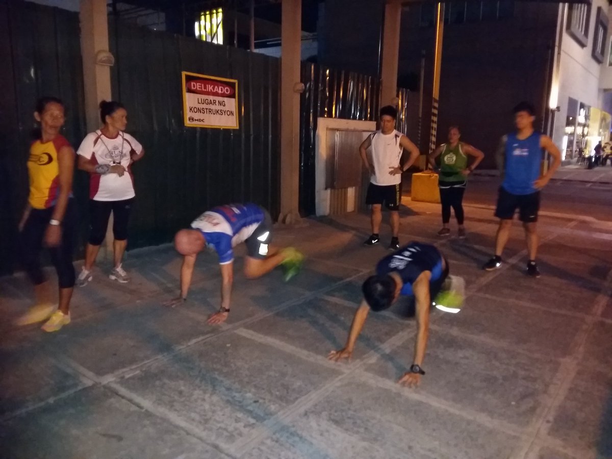 TeamQBERC's tweet photo. WGR Session with @jawsjb 💪👊 111815

#Circuit #Speed #Running
#QBERC https://t.co/qPO9G9wRbq