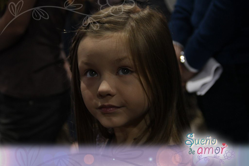 Isabella_TenaDF's tweet photo. La princesa de isa en el casting #SueñoDeAmor  @IsabellaTenaN https://t.co/MYiNFJHHQJ