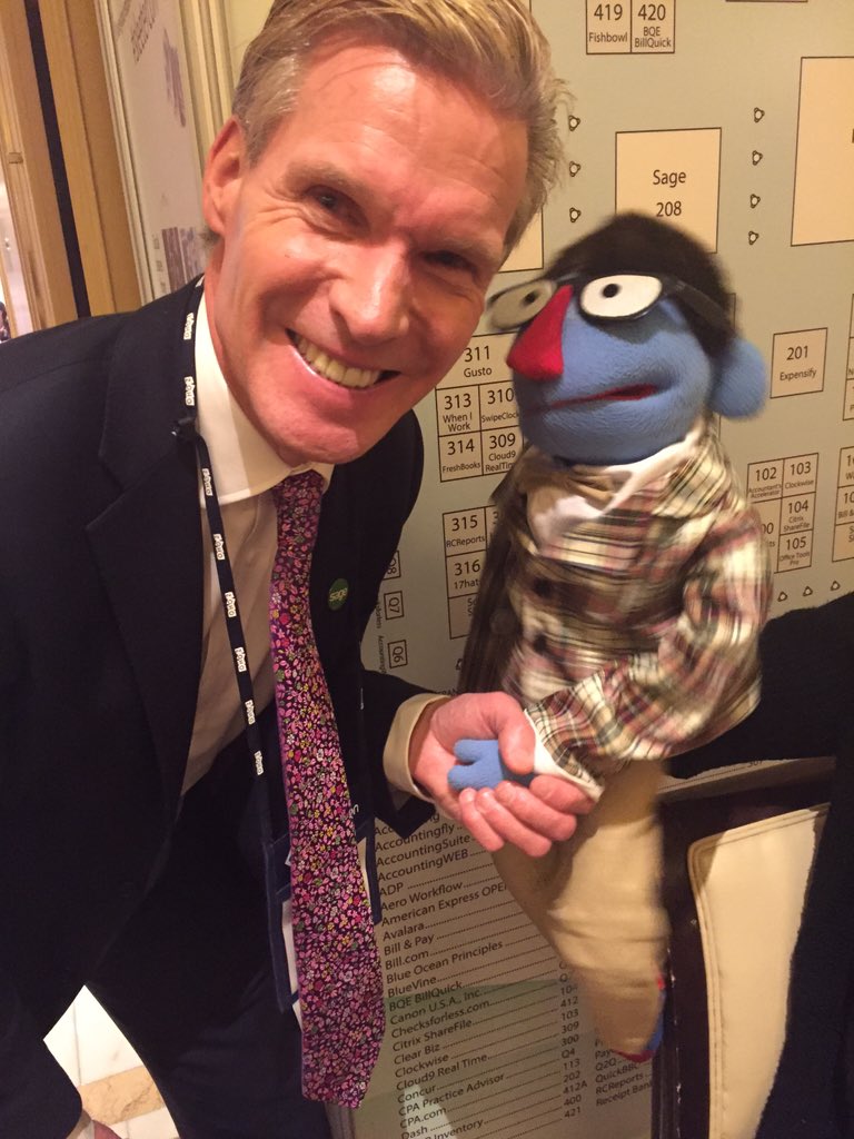 jenniferwarawa's tweet image. At long last @SkeeterSleeter + @SKellyCEO meet at #SleeterCon