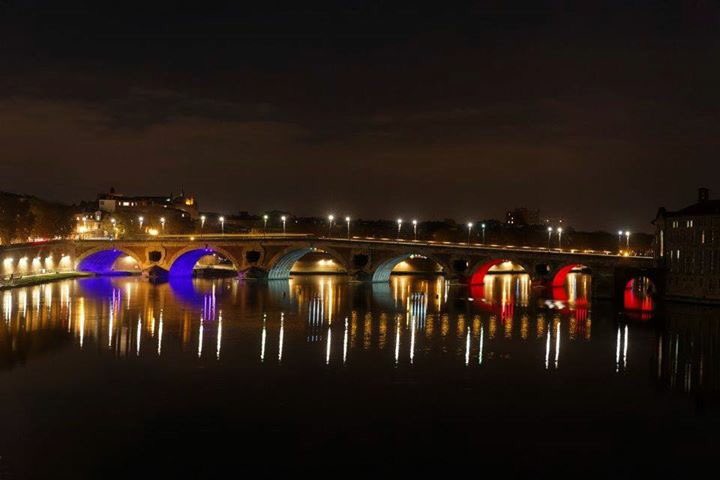 Cephilouis's tweet photo. @psghand c'est du lourd @FENIX_HB #Toulouse était #JeSuisParis https://t.co/8jVSbRZpvV