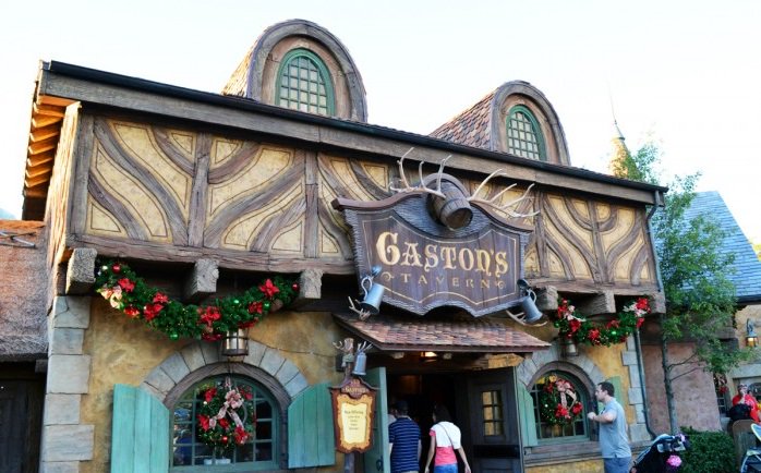 HardCoreDisney's tweet image. Review: NEW Tavern Beef Stew at Gaston’s Tavern in Disney World’s Magic Kingdom ow.ly/383Fey