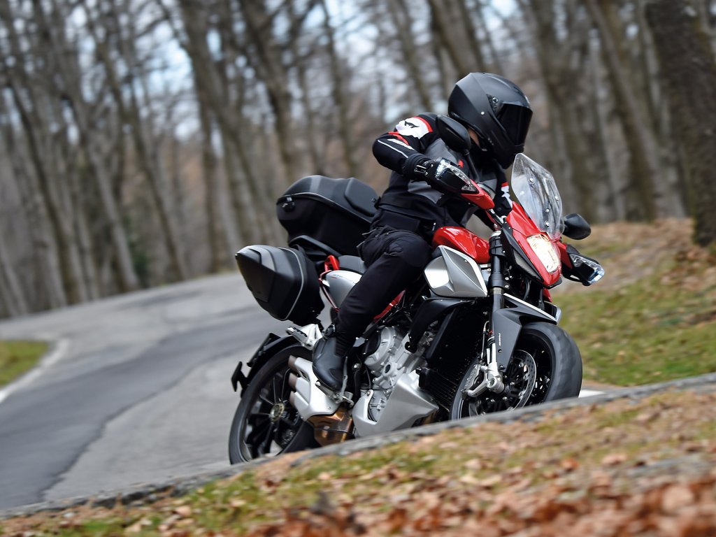 Want to know more about the MV Agusta brand and product line? Visit our new home on the web: mvagusta.com/en-us