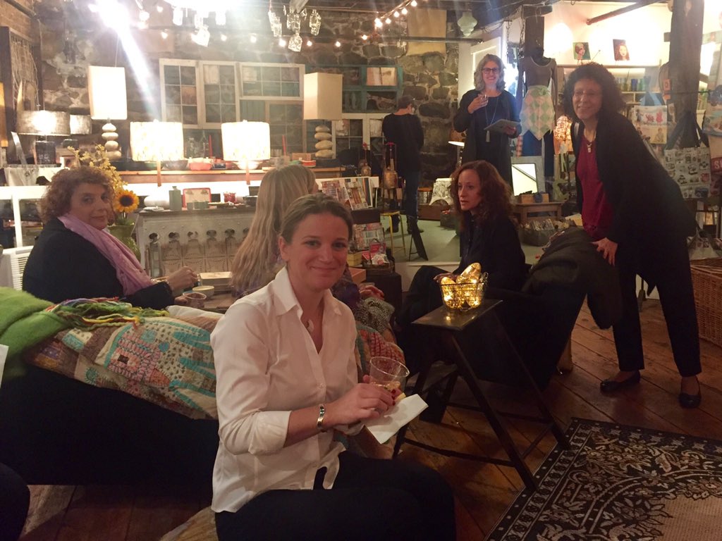 RocklandBWN's tweet photo. .@ShopMariaLuisa sharing her wisdom with @RocklandBWN! #RBWN #womeninbusiness #businesswomen #networking #rockland https://t.co/aJHbddc9f8