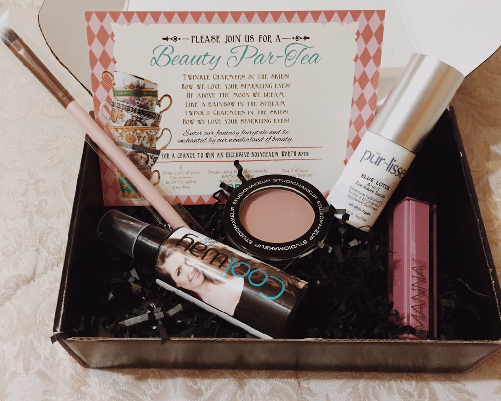 SusanaSaays's tweet photo. Beauty Par-Tea, November Boxycharm box! @BOXYCHARM #BOXYCHARM #BOXYParTea @Zulie94 @mssteffcouture @danielaperezlg https://t.co/UKZ0Ggqgjy