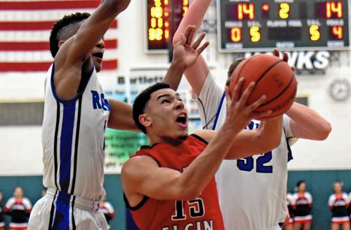 ECNSports's tweet photo. Boys Hoops No. 4: South Elgin (@sehssports), Matty Smith (@M_Smitty15) set for the season. https://t.co/Ub3MVG9p4U https://t.co/lxlmrqoeIw