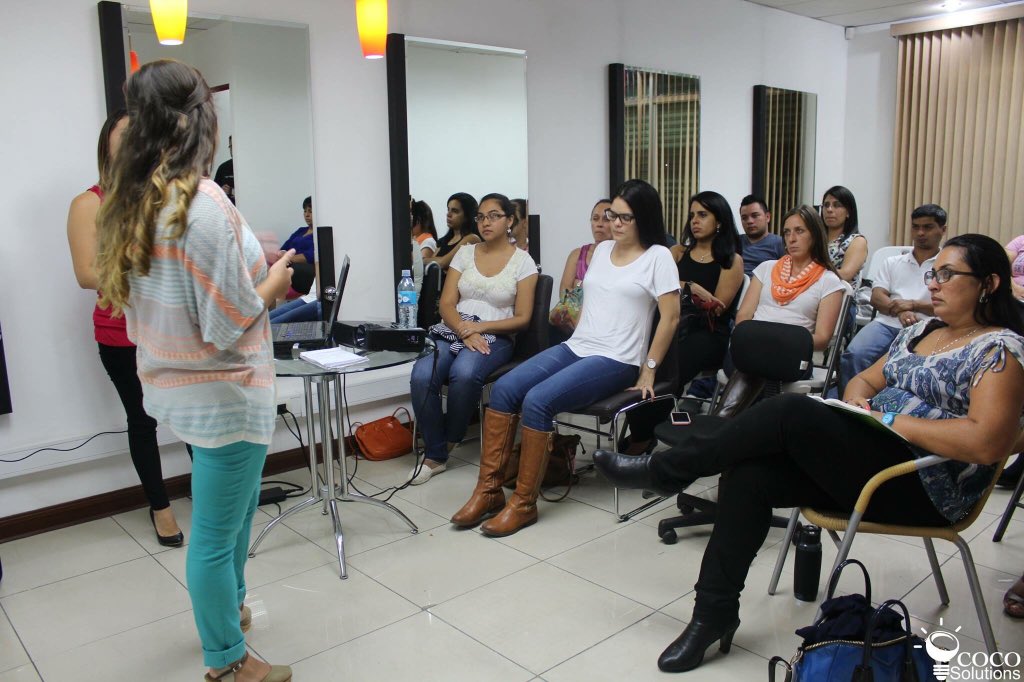 CocoSolutionsCR's tweet photo. Taller de #imagencorporativa impartido por #CocoSolutions https://t.co/swIzFHkxIm