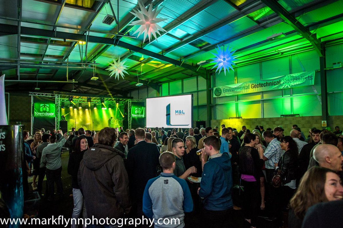 markflynnphoto's tweet image. @towndoor @Kudosdoors @northernmedia  @seeitnowsports @RogersGeotech more of #TheDyeworks at goo.gl/AH19d4