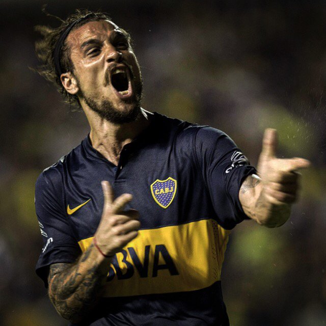 MundoBosteroTW's tweet photo. CONFIRMADO por @Tato_Aguilera en @SoloBocaRadio , Daniel Osvaldo vuelve a BOCA. ¿Chau Calleri? https://t.co/TzTJmaPTMp