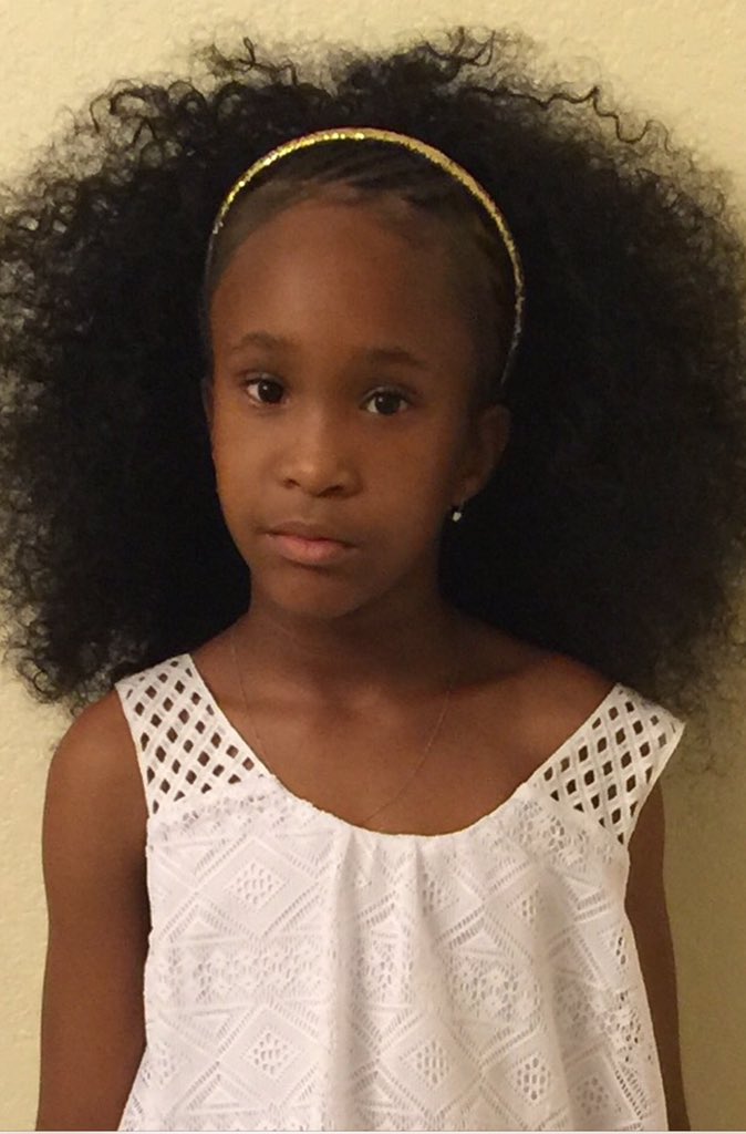 RedCarpetModel's tweet image. Theredcarpetmodeling.com
I&apos;m in love with her BIG hair!💜 Every part of her is perfect from the bottom to the top!💋