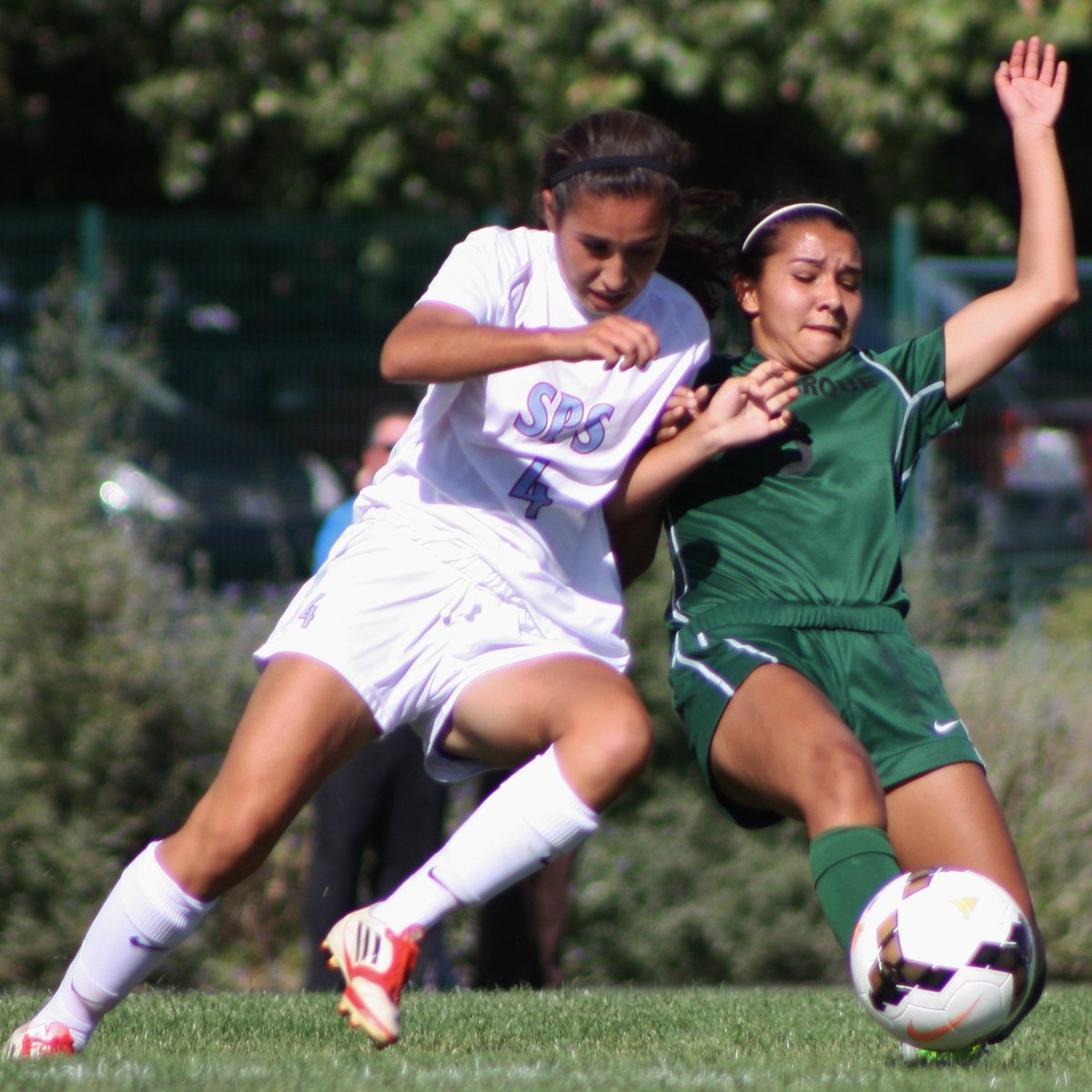 NMPreps_Soccer's tweet photo. Cibola's Dmitri Fong and Sandia Prep's Calista Cordero have been added!
Full list of Top 100
https://t.co/HM7MyZlqdQ https://t.co/g9Oa2wHGqJ