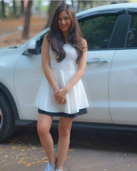 deviristanti3's tweet photo. cantik banget @jscmila @kvinjulio https://t.co/DsFyH3Ku0W