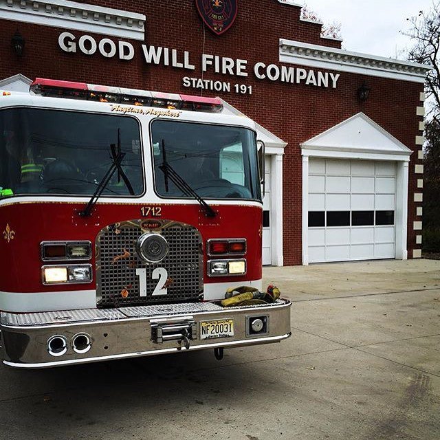 AFireStation's tweet image. Found this cool photo, not mine Thanks @tuckerb17 ! #goodwillfire #njfiretrucks #brotherhood #engine #tower #tanker…