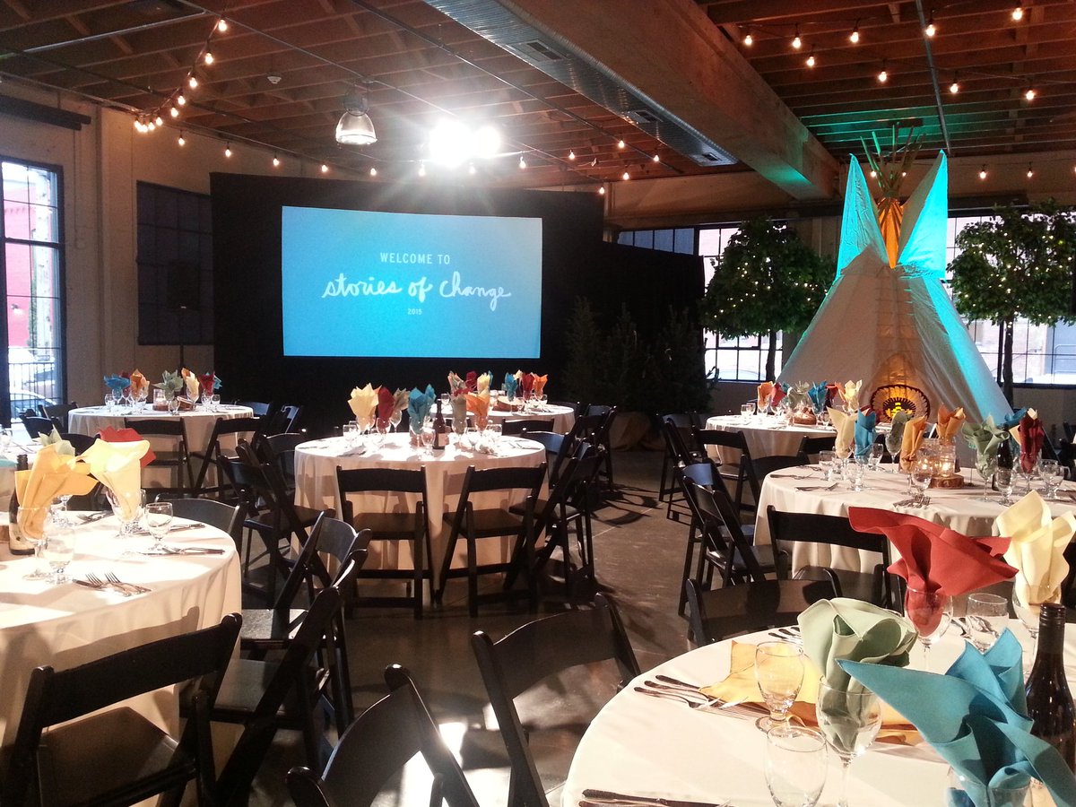 Think_AV's tweet image. Caldera: "stories of change" - tonight @castaways AV + Lighting by @Think_AV #eventplanning #events #portlandevents