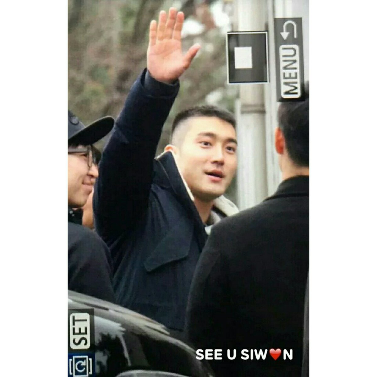 Choi Siwon tiba di kamp militer Chungnam Nonsan Army Training Camp #kpopzone