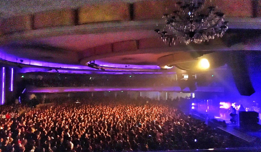 I remember the snowy night Alexisonfire shot that 1st video. Now to see Dallas pack Hollywood Palladium is the icing