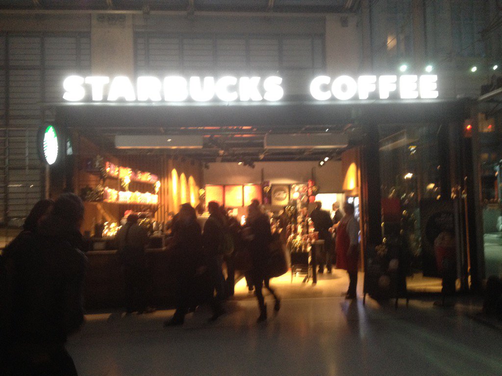 Opening day of Sbux Gare du Nord. Great team, great vibes. Smiles on customers faces! Togetherness @StarbucksFrance