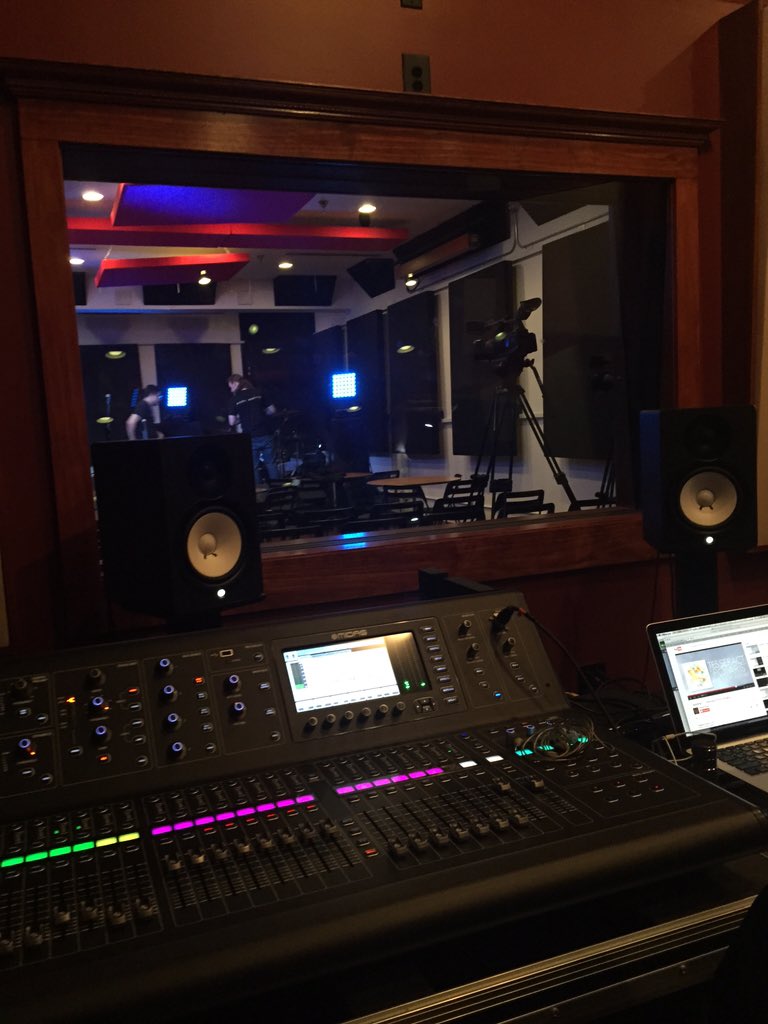 Cinespace_Chicago tweet media