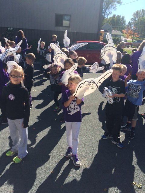 Goodhue first-graders are number one! We're having a great year! #goodhueschool #myfirstTweet
