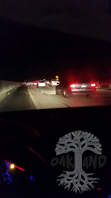 Traffic in Oakland :( https://t.co/7egRUtMfcq