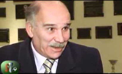 Ella todavía me llama yo no tengo la culpa, que no me haya peinado🎶🎶