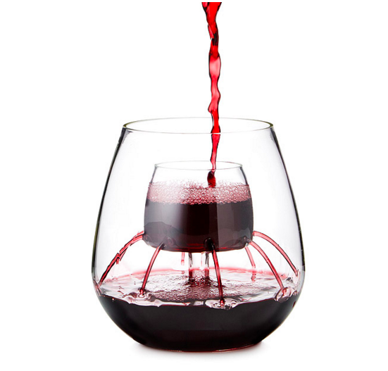 BuzzFeed's tweet photo. 25 gifts for the ultimate wine lover in your life https://t.co/8qfiPsDjYs https://t.co/M3CRSuEKjN