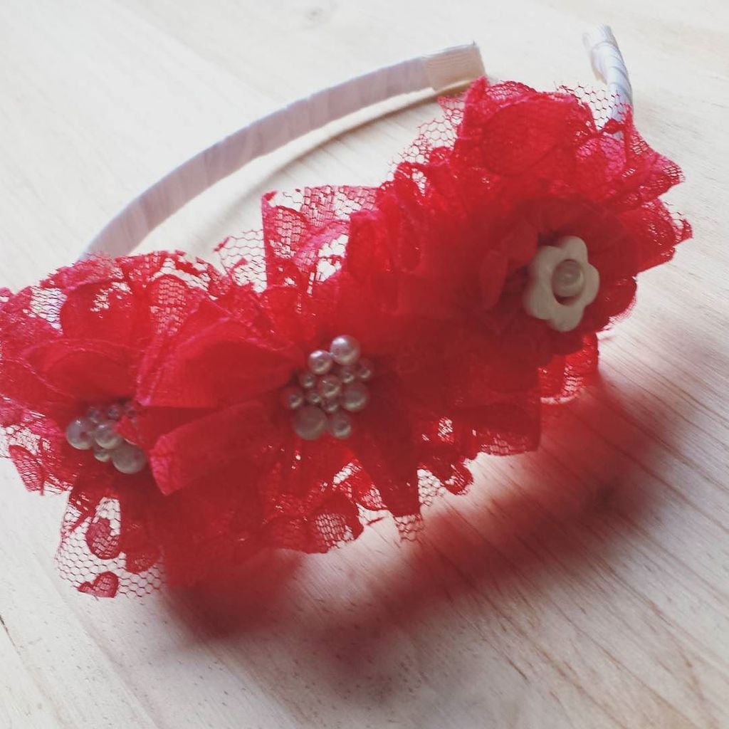 DCAROLve's tweet photo. #Cintillo
#babyheadband
#DCarol
#DCarolve
#FloresdeTela
#FabricFlowers #Bello
#Disponi… https://t.co/0dImhM88lI https://t.co/uYzFwXQuA4