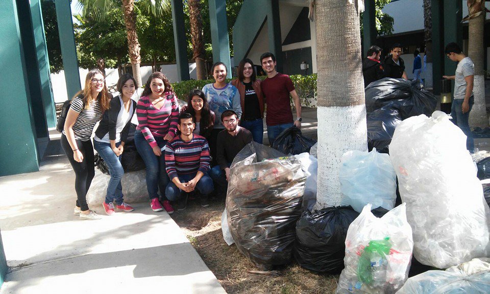 ReciclaUnison's tweet photo. ¿Que si hoy fue un día cansado? #vamosareciclar #gracias https://t.co/zmx7agjaMh